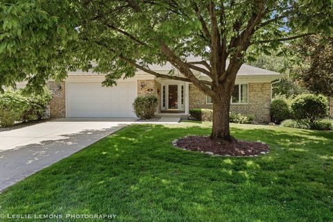 Photo of 46 Coventry Chase, Joliet, IL 60431 (MLS # 12650959)