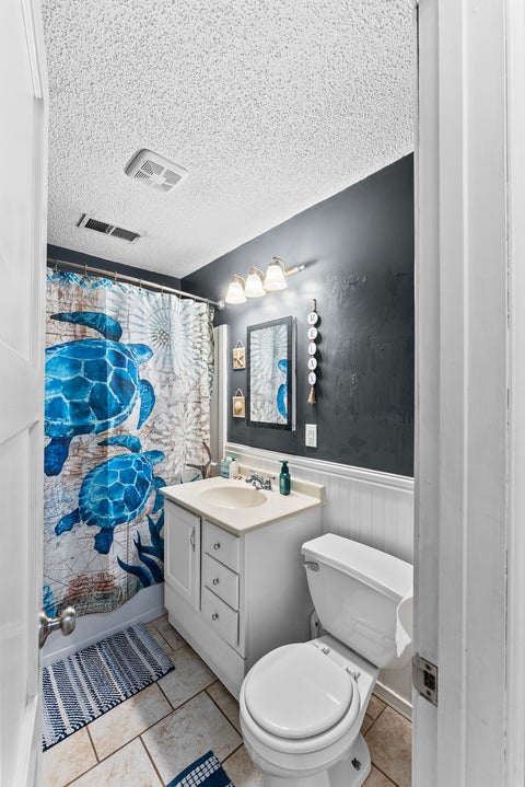 Tiny photo for 2714 W 70th Street, Davenport, IA 52806 (MLS # 12685617)