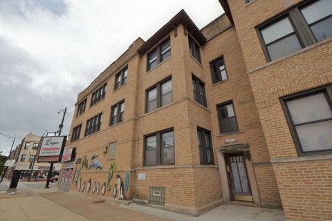 2405 W Wilson Avenue 1 Chicago IL 60625