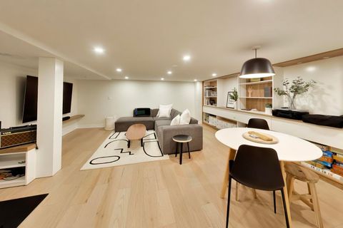 Tiny photo for 635 N Euclid Avenue, Oak Park, IL 60302 (MLS # 12555855)