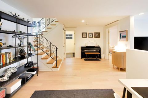 Tiny photo for 635 N Euclid Avenue, Oak Park, IL 60302 (MLS # 12555855)