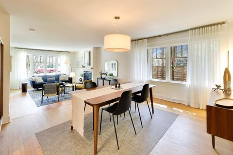 Tiny photo for 635 N Euclid Avenue, Oak Park, IL 60302 (MLS # 12555855)