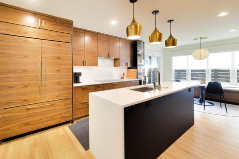 Tiny photo for 635 N Euclid Avenue, Oak Park, IL 60302 (MLS # 12555855)