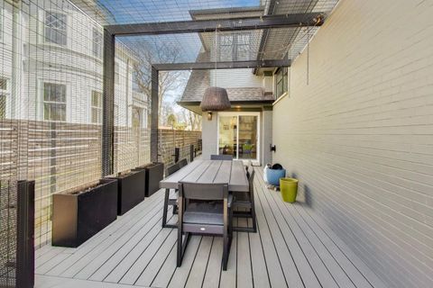 Tiny photo for 635 N Euclid Avenue, Oak Park, IL 60302 (MLS # 12555855)