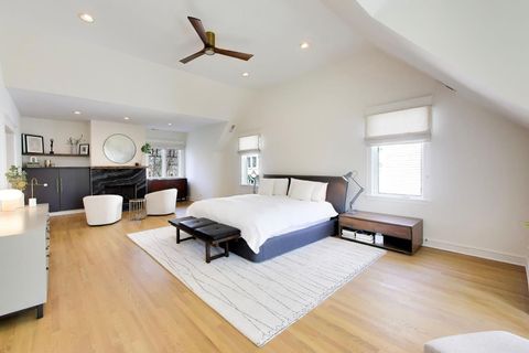 Tiny photo for 635 N Euclid Avenue, Oak Park, IL 60302 (MLS # 12555855)