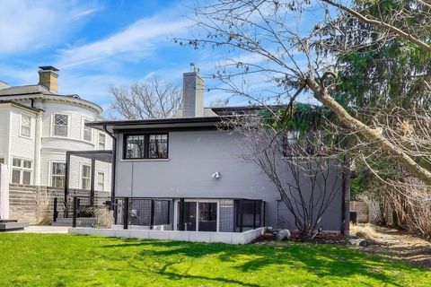 Tiny photo for 635 N Euclid Avenue, Oak Park, IL 60302 (MLS # 12555855)