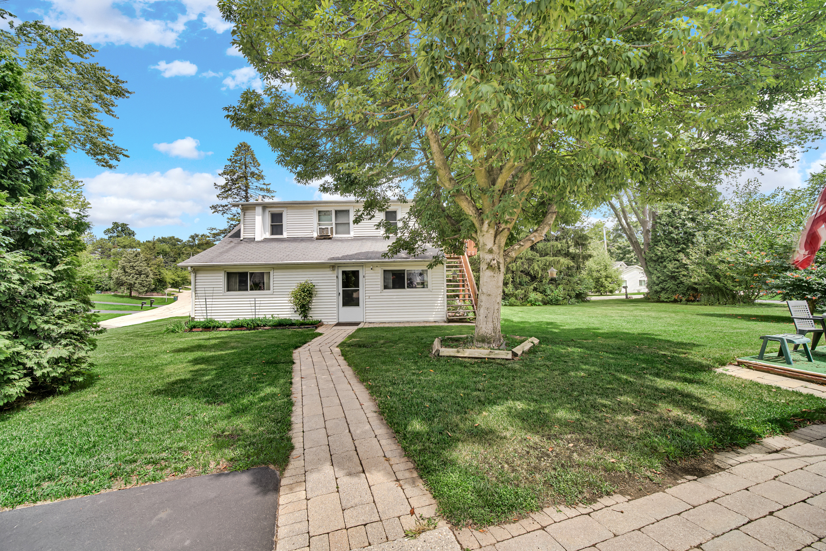 23761 N Cottage Road