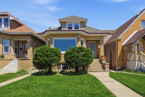 Photo of 2937 N Nagle Avenue, Chicago, IL 60634 (MLS # 12658699)