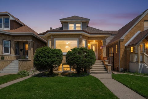 Tiny photo for 2937 N Nagle Avenue, Chicago, IL 60634 (MLS # 12658699)