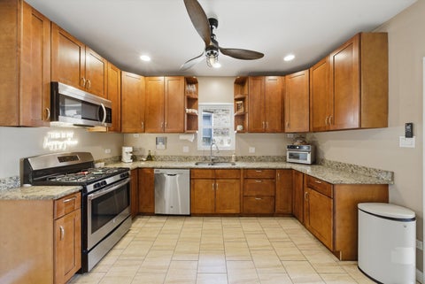 Tiny photo for 2937 N Nagle Avenue, Chicago, IL 60634 (MLS # 12658699)
