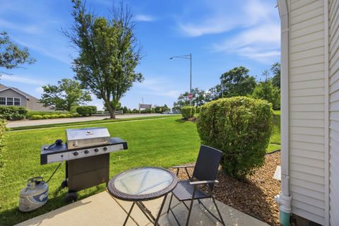 Tiny photo for 11139 RAVENGATE Court, Orland Park, IL 60467 (MLS # 12680986)