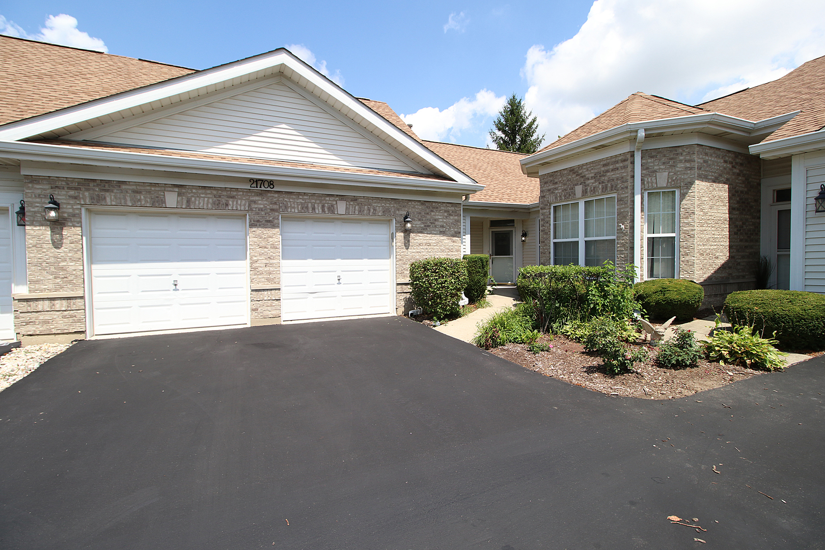 21708 W Empress Lane 0