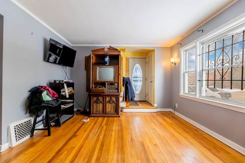 Tiny photo for 9640 S Hoxie Avenue, Chicago, IL 60617 (MLS # 12598019)