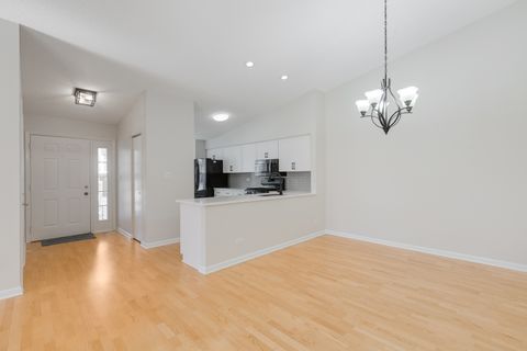 Tiny photo for 314 Whitewood Drive, Streamwood, IL 60107 (MLS # 12600961)