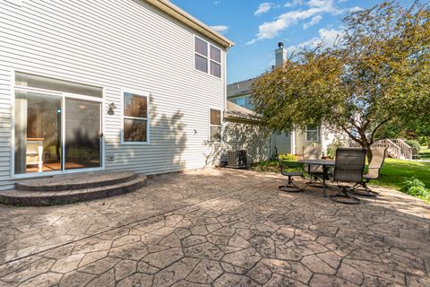 Tiny photo for 264 Valley View Drive, St. Charles, IL 60175 (MLS # 12475020)