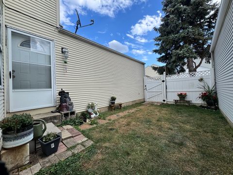 Tiny photo for 161 Mountain Laurel Court, Romeoville, IL 60446 (MLS # 12490636)
