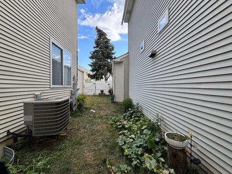 Tiny photo for 161 Mountain Laurel Court, Romeoville, IL 60446 (MLS # 12490636)