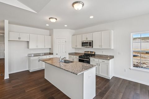 Tiny photo for 300 N Aspen Drive, Cortland, IL 60112 (MLS # 12440414)