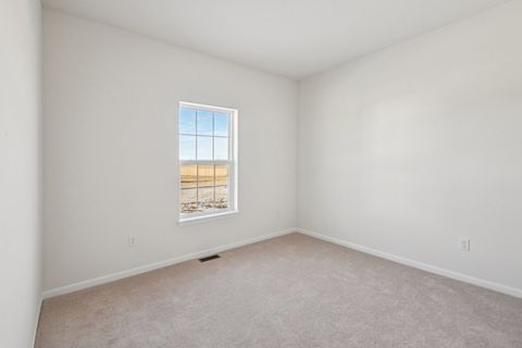 Tiny photo for 300 N Aspen Drive, Cortland, IL 60112 (MLS # 12440414)