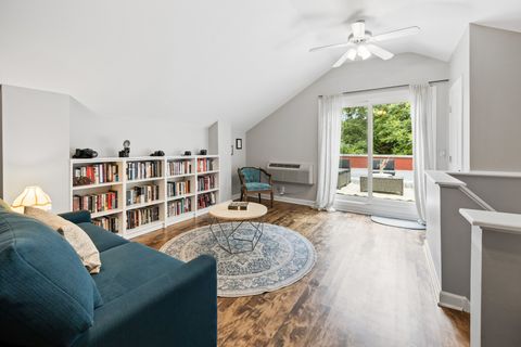 Tiny photo for 2708 N Wilton Avenue, Chicago, IL 60614 (MLS # 12673752)