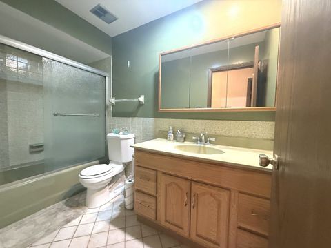 Tiny photo for 3044 Halifax Avenue, Westchester, IL 60154 (MLS # 12622902)