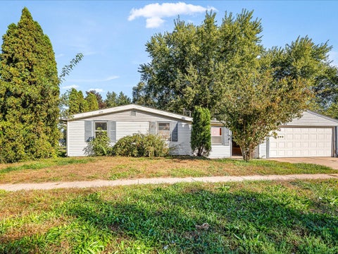 Tiny photo for 7603 Cadet Road, Machesney Park, IL 61115 (MLS # 12767180)