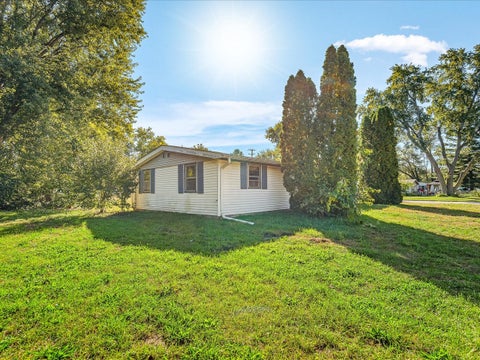 Tiny photo for 7603 Cadet Road, Machesney Park, IL 61115 (MLS # 12767180)