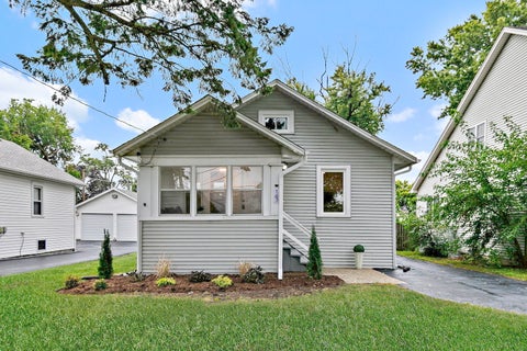 Photo of 143 E Division Street, Villa Park, IL 60181 (MLS # 12758030)