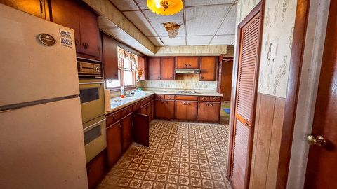 Tiny photo for 307 N Vine Street, Armington, IL 61721 (MLS # 12530523)