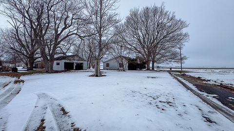 Tiny photo for 307 N Vine Street, Armington, IL 61721 (MLS # 12530523)