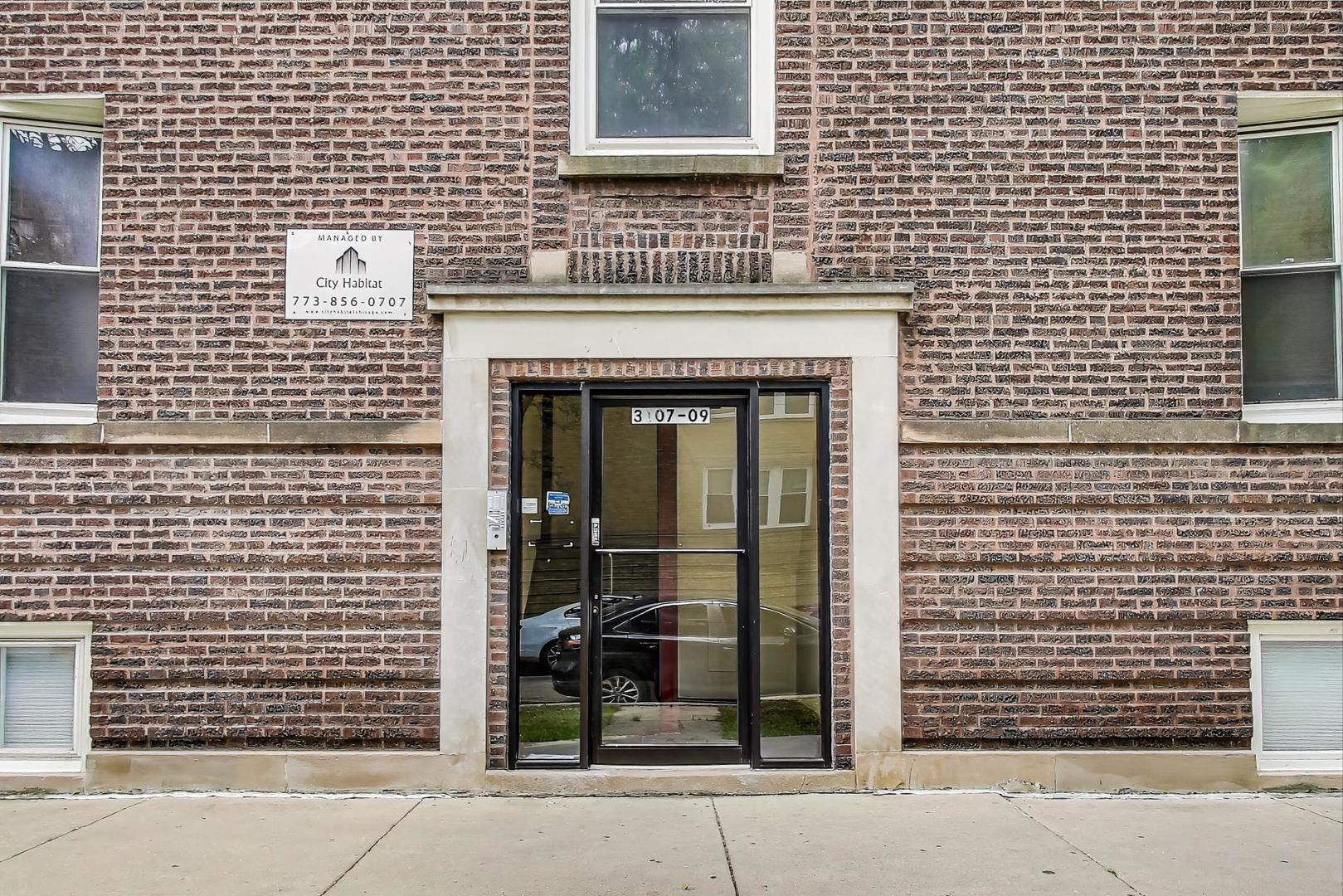 3109 W Argyle Street 3