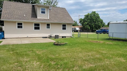 Tiny photo for 1427 woods Avenue, Camanche, IA 52730 (MLS # 12694330)