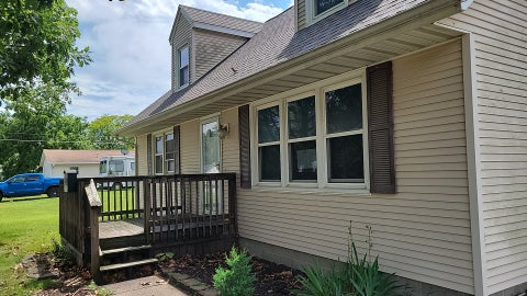 Tiny photo for 1427 woods Avenue, Camanche, IA 52730 (MLS # 12694330)