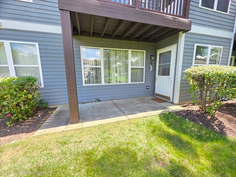 Tiny photo for 356 Woodview Circle #A, Elgin, IL 60120 (MLS # 12767163)