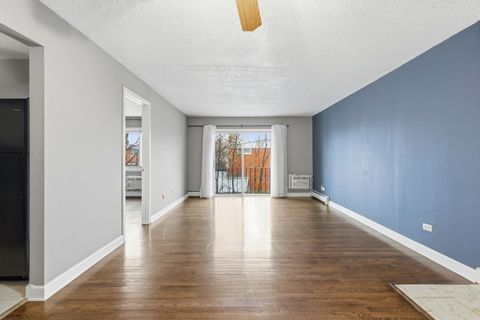 Tiny photo for 8995 Kennedy Drive N #206F, Des Plaines, IL 60016 (MLS # 12590782)