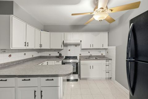 Tiny photo for 8995 Kennedy Drive N #206F, Des Plaines, IL 60016 (MLS # 12590782)