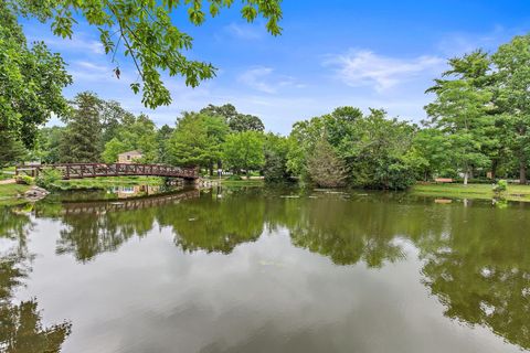 A home in Tower Lakes