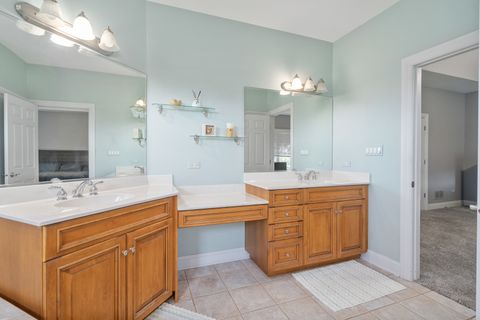 Tiny photo for 8421 W Blackthorne Way, Frankfort, IL 60423 (MLS # 12456425)