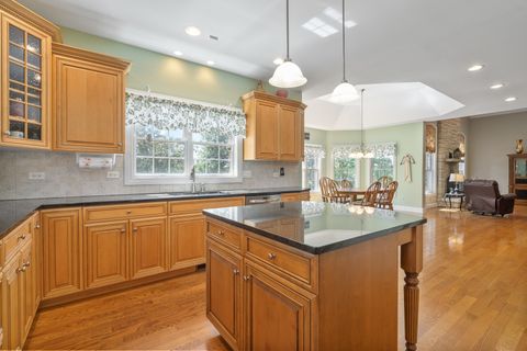 Tiny photo for 8421 W Blackthorne Way, Frankfort, IL 60423 (MLS # 12456425)