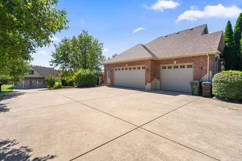 Tiny photo for 8421 W Blackthorne Way, Frankfort, IL 60423 (MLS # 12456425)