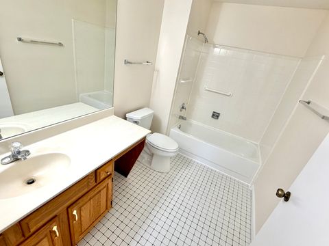 Tiny photo for 2400 Mallow Court #Z1, Schaumburg, IL 60194 (MLS # 12552330)