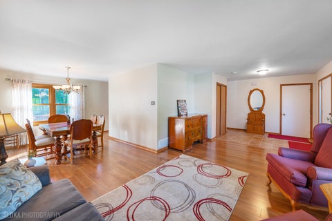 Tiny photo for 4819 W Glenbrook Trail, McHenry, IL 60050 (MLS # 12794317)