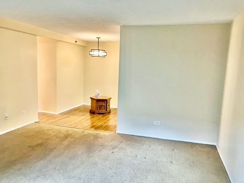 Tiny photo for 9514 Lawrence Avenue #2204, Schiller Park, IL 60176 (MLS # 12512009)