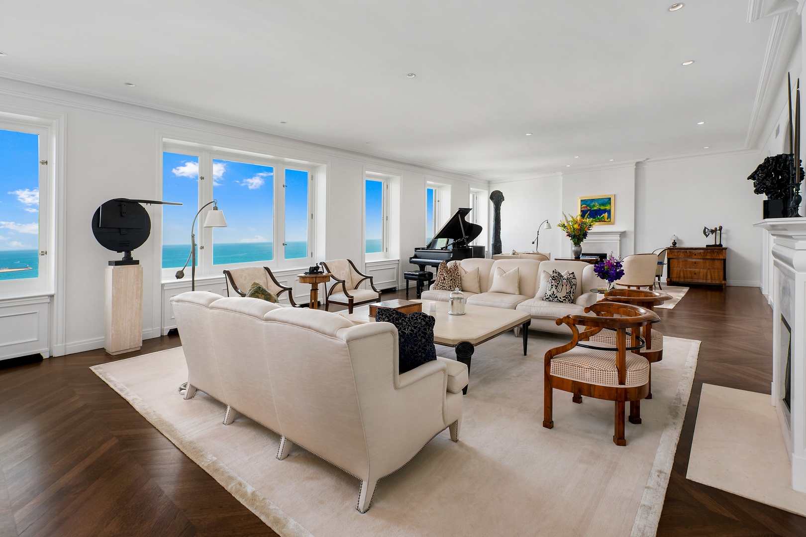 209 E LAKE SHORE Drive 14