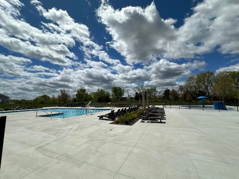 Tiny photo for 1013 Club Lake Drive, Antioch, IL 60002 (MLS # 12649186)
