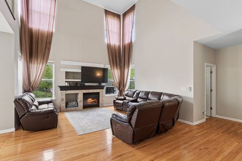 Tiny photo for 1013 Club Lake Drive, Antioch, IL 60002 (MLS # 12649186)