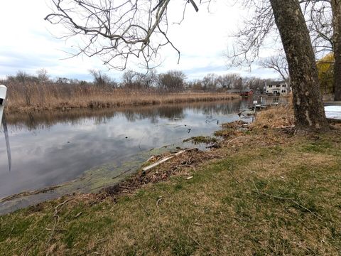 818 Sheridan Drive Wauconda IL 60084