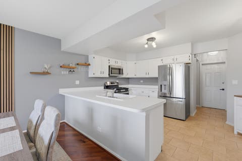 Tiny photo for 1729 Pebble Beach Court, Hoffman Estates, IL 60169 (MLS # 12733310)