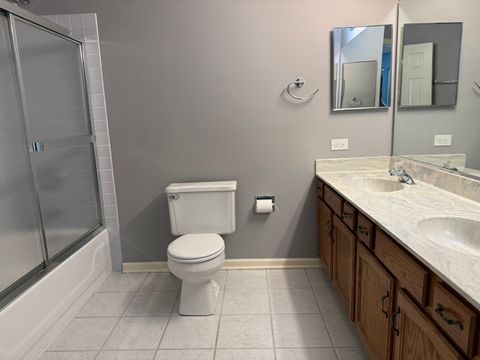 Tiny photo for 43 Willow Parkway, Buffalo Grove, IL 60089 (MLS # 12628676)