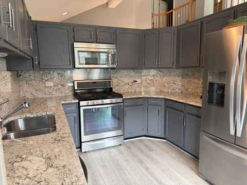 Tiny photo for 43 Willow Parkway, Buffalo Grove, IL 60089 (MLS # 12628676)
